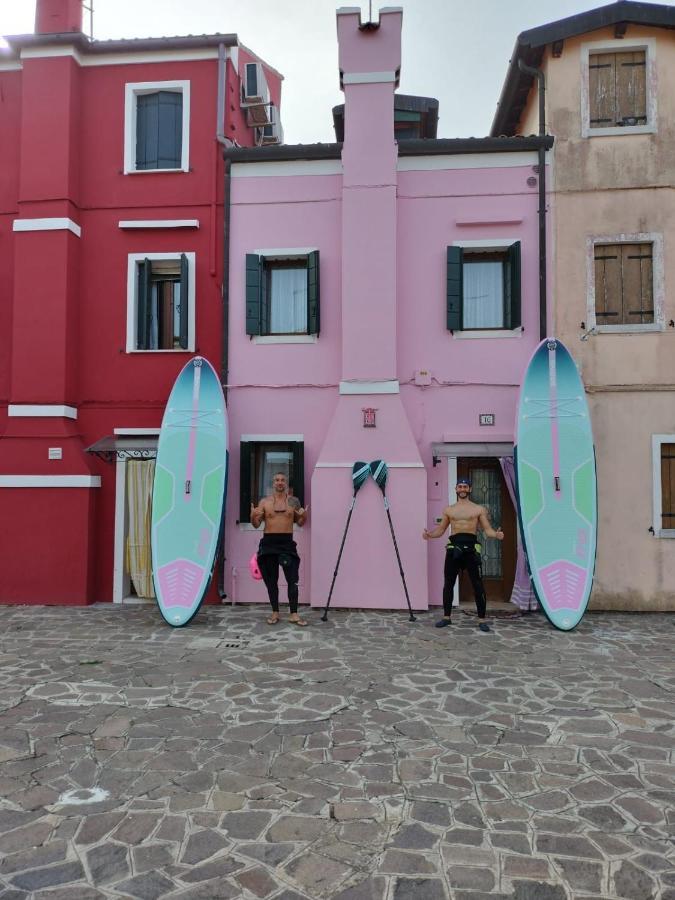 Pink Paradise Apartment