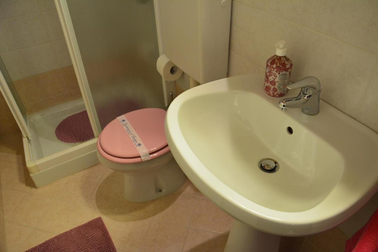 Pink Paradise Apartment *